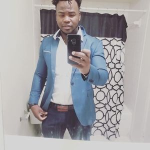 Meet your Posher, Roberto